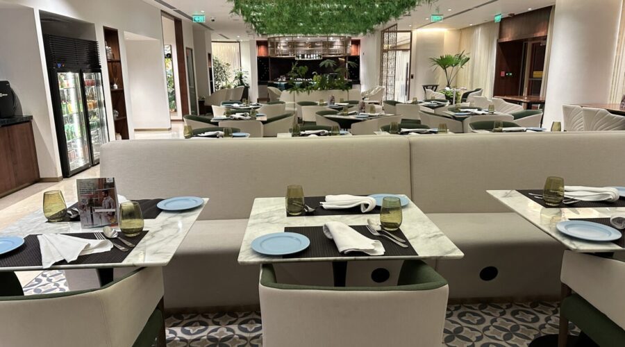 Your Post-Flight Retreat: A Review by The Fin Cafe of Bengaluru’s 080 Arrival Lounge